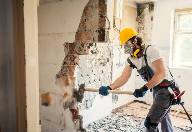 Best Concrete Flooring Contractor  in Holly Springs, MS
